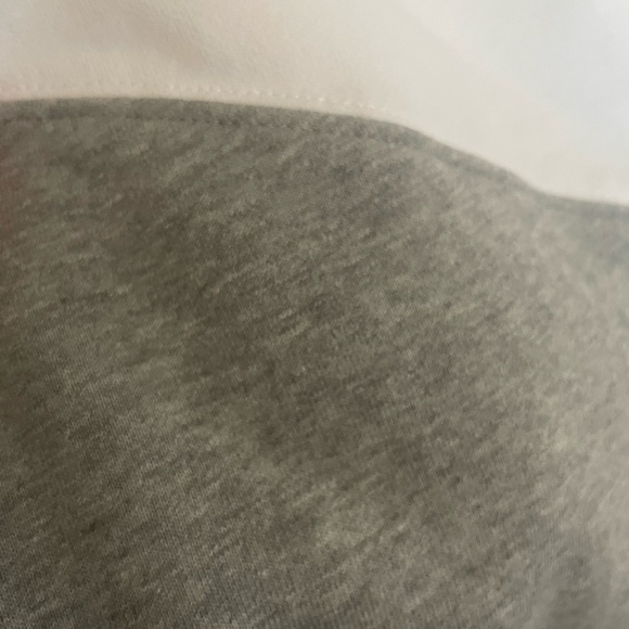 Women’s Nike cropped sweatshirt - Picture 4 of 4